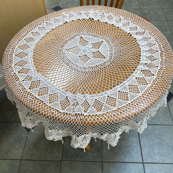 Round crochet tablecloth, Tablecloth D 40", crochet tablecloth Handmade - Picture 2 of 5